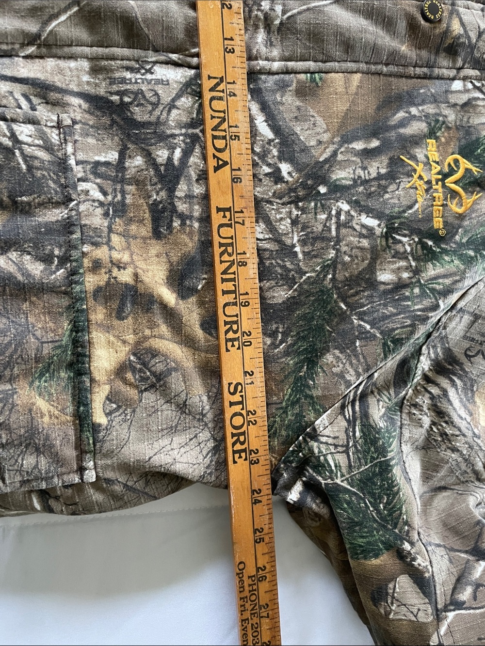 Realtree Camouflage Hooded Hunting Jacket   Size M - Picture 8 of 9
